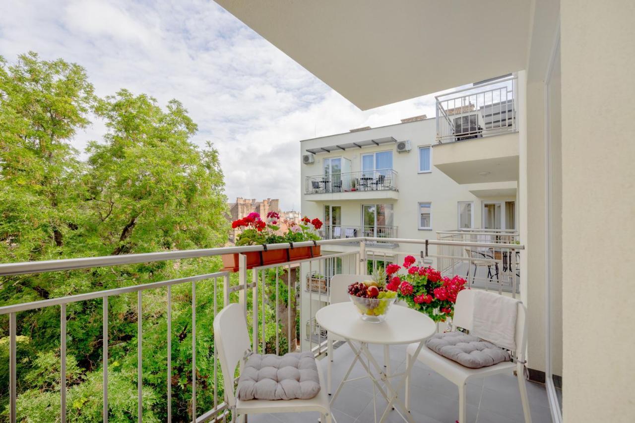 Feel Home Superior # Free Parking # Balcony # Ac 布达佩斯 外观 照片